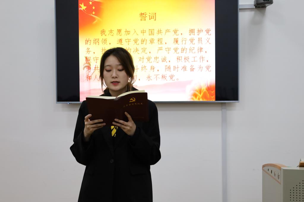 皇冠体育投注