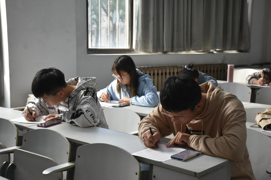 皇冠体育投注