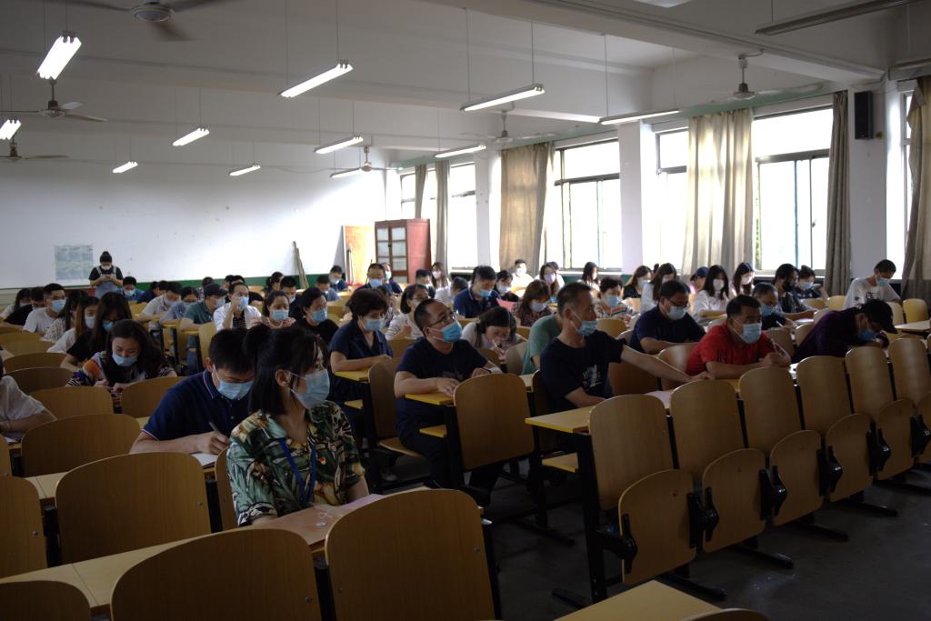皇冠体育投注