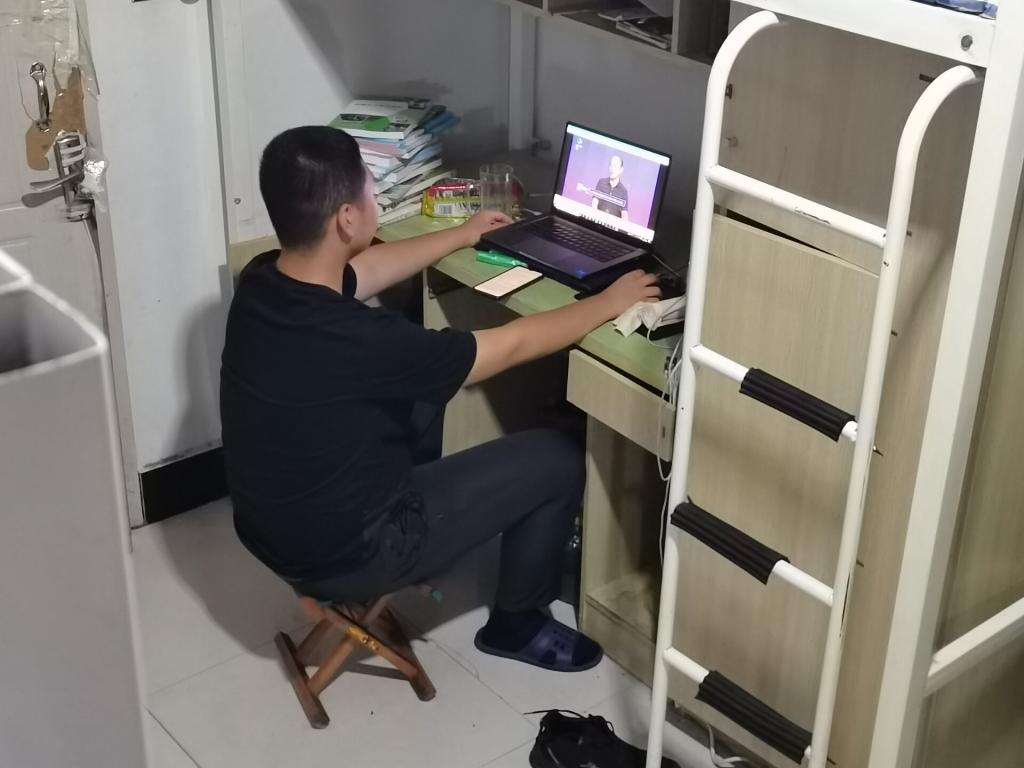 皇冠体育投注