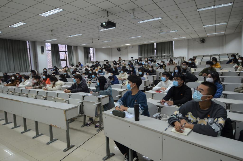 皇冠体育投注