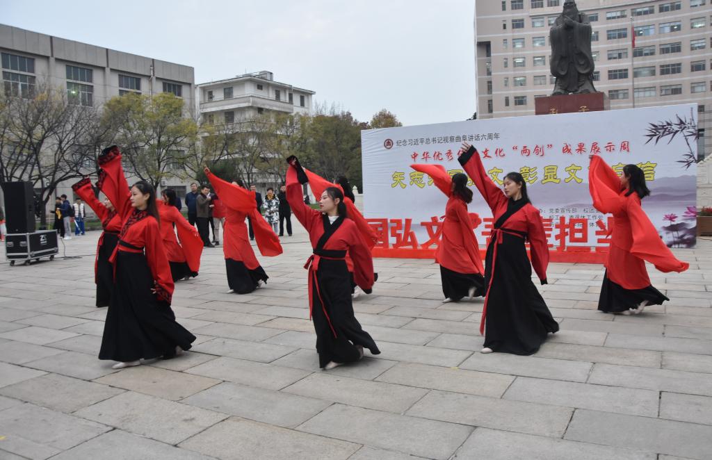 皇冠体育投注