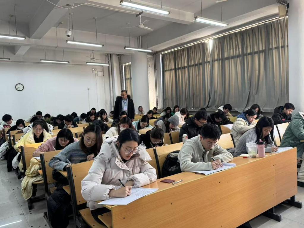 皇冠体育投注