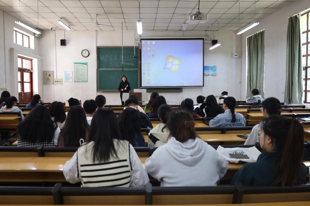 皇冠体育投注