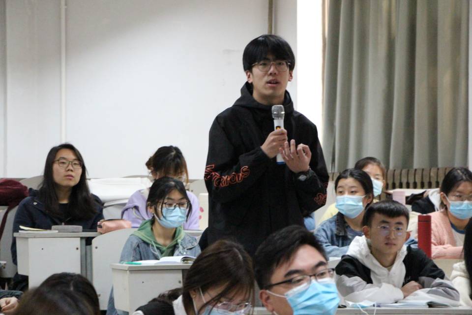 皇冠体育投注