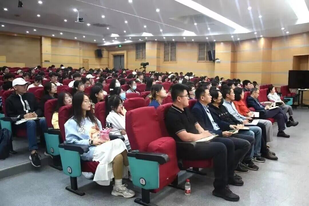 皇冠体育投注