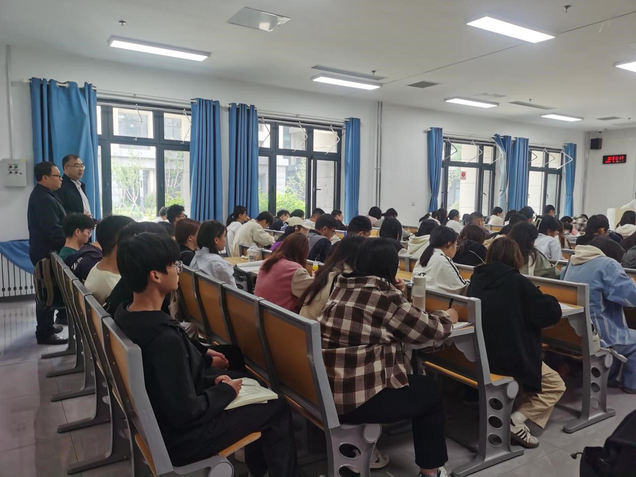 皇冠体育投注