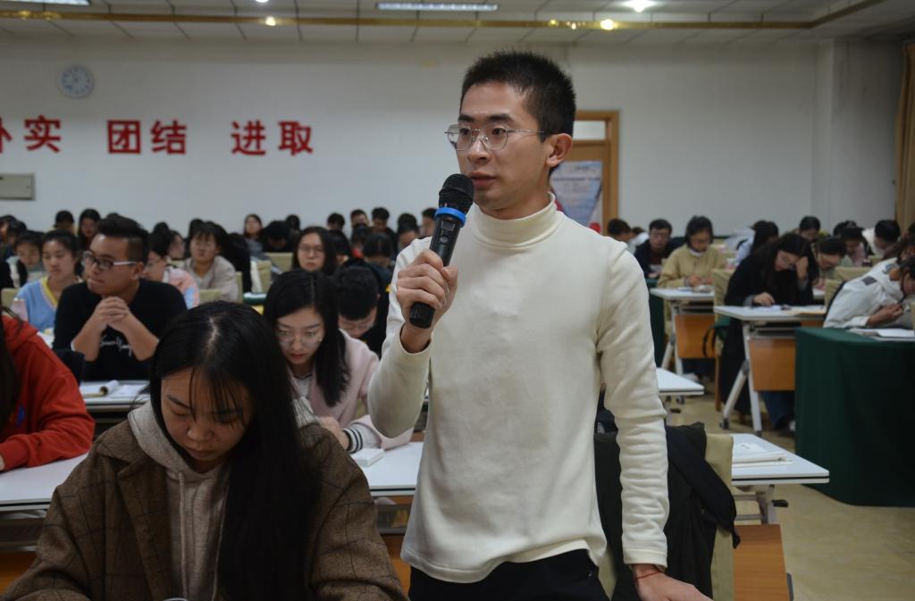 皇冠体育投注