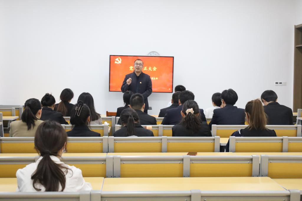 皇冠体育投注