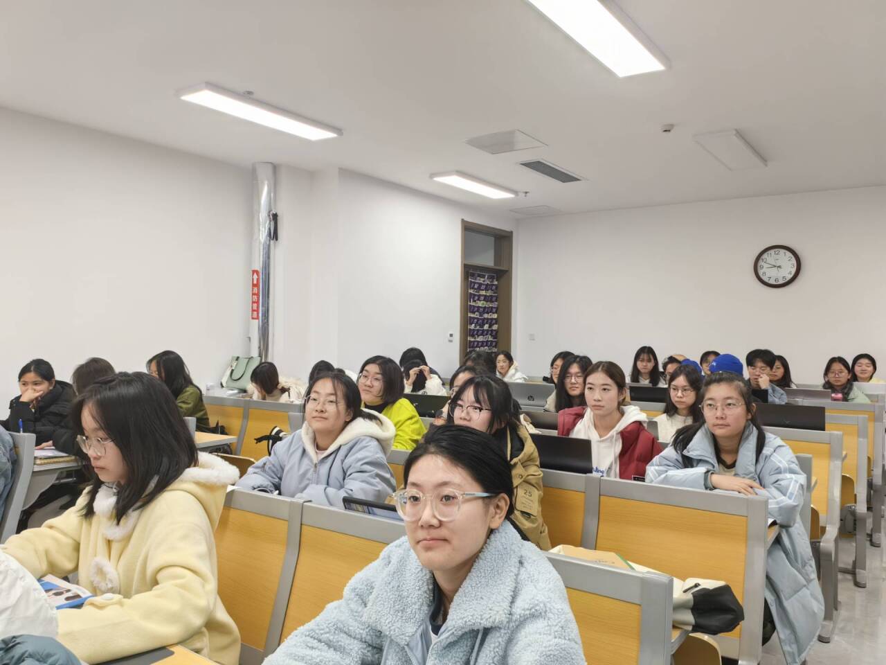 皇冠体育投注