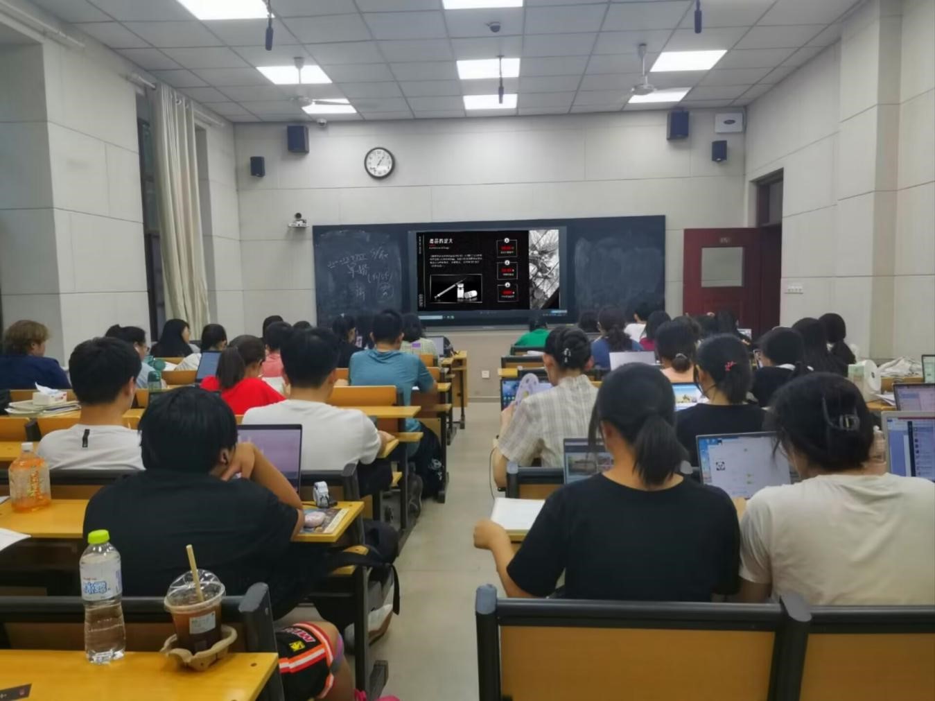 皇冠体育投注