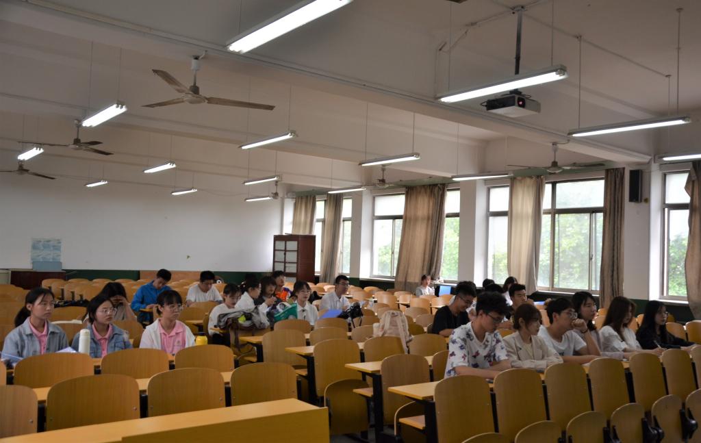 皇冠体育投注