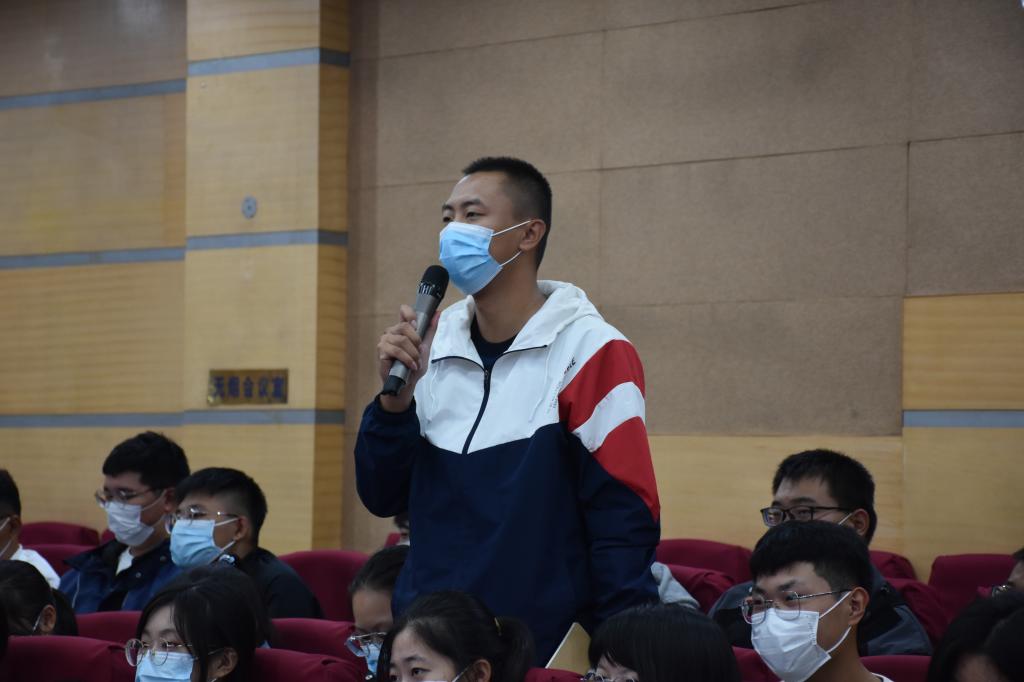皇冠体育投注