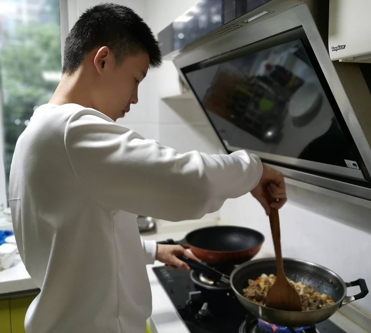 皇冠体育投注