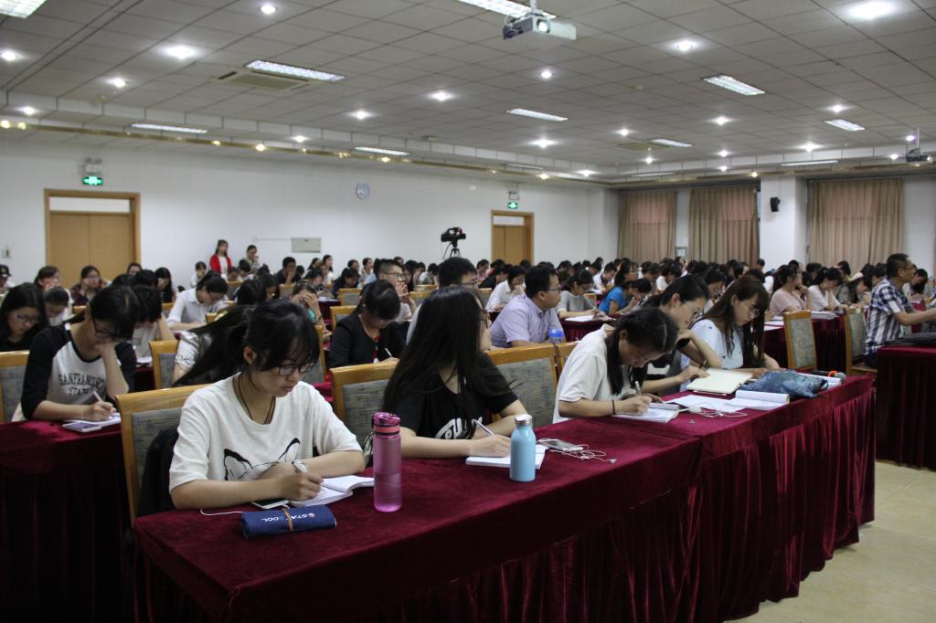 皇冠体育投注