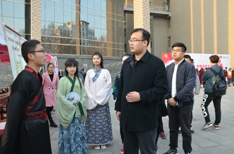 皇冠体育投注