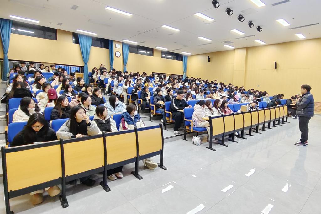 皇冠体育投注