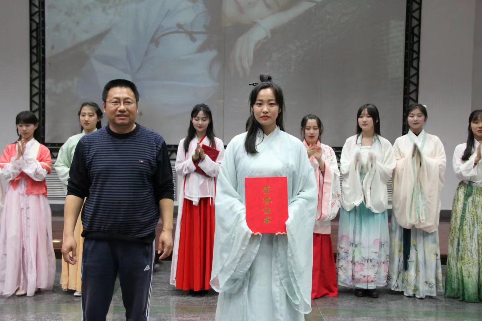 皇冠体育投注